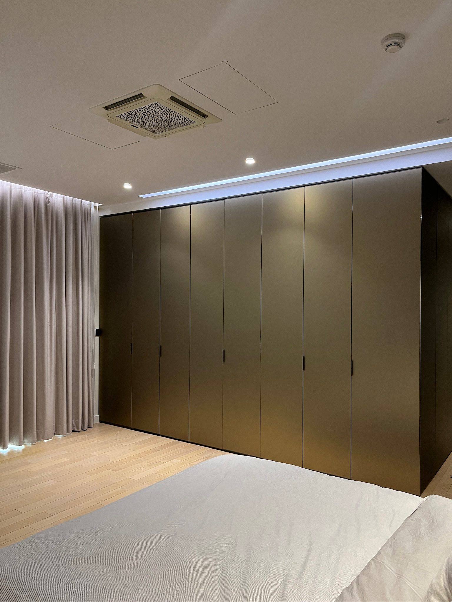Moderniteh — Master Bedroom