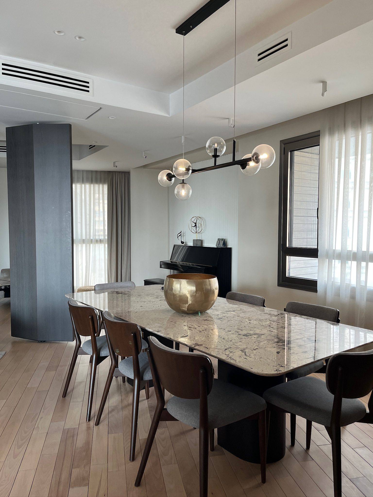 Moderniteh — Living Room